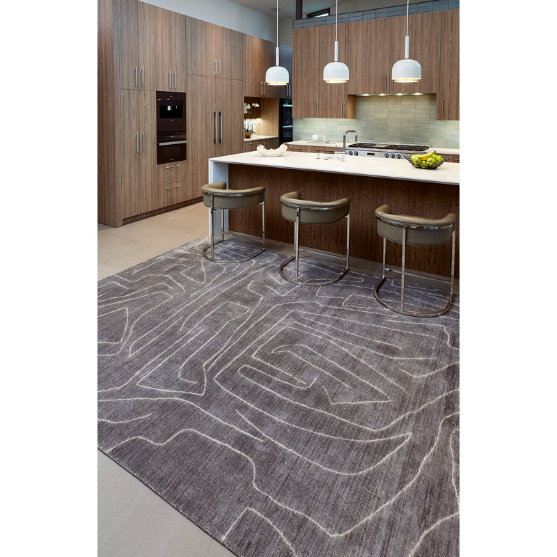 Lennox Abstract Gray Viscose 5' x 8' Hand-Loomed Area Rug