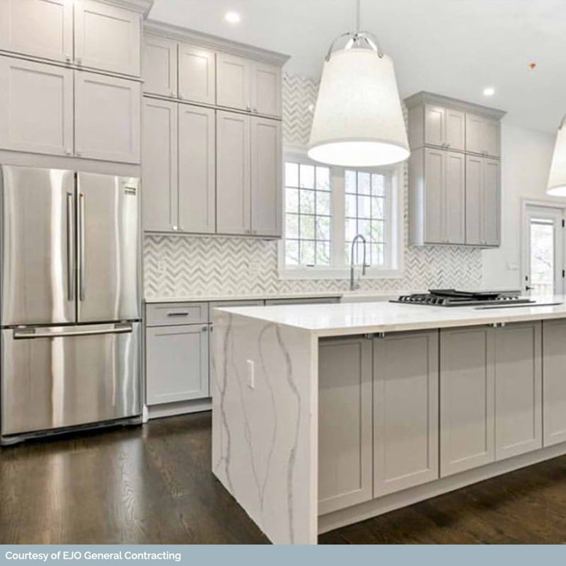 Calacatta and Thassos Marble Chevron Mosaic Tile
