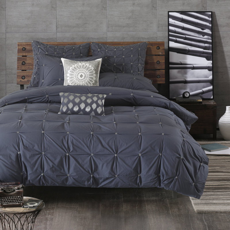 Navy Cotton Pintuck Full/Queen Duvet Cover Set with Shams