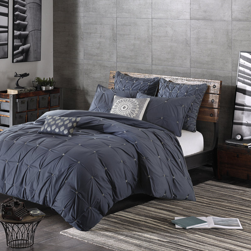 Navy Cotton Pintuck Full/Queen Duvet Cover Set with Shams
