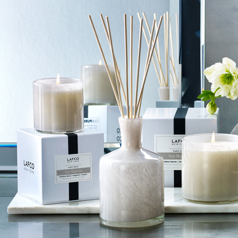 Classic White Soy Candle with Amber Scent