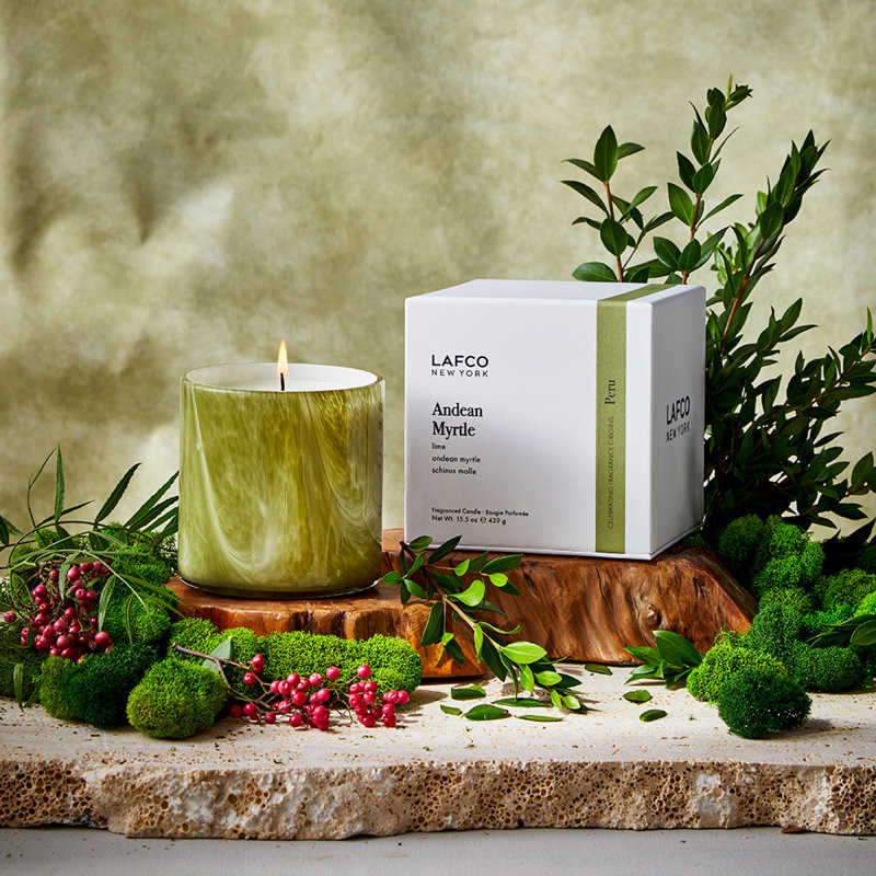 15.5oz White Andean Myrtle Soy Candle in Hand Blown Glass