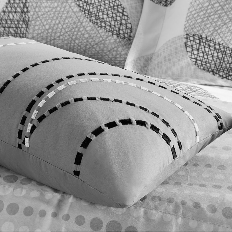 Gray Twin Microfiber 7-Piece Comforter Set with Geometric Pattern