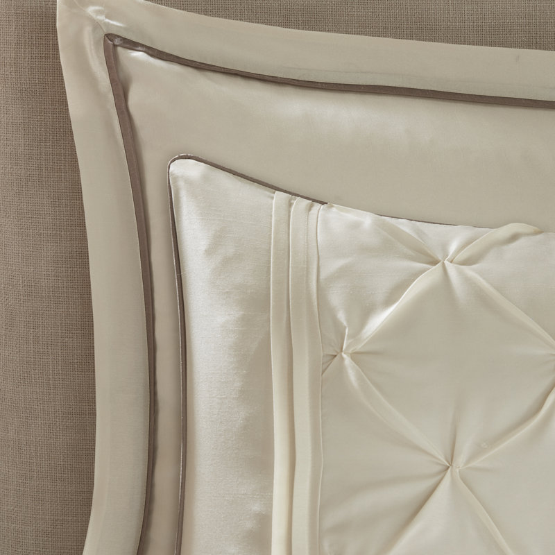 Ivory Microfiber Queen 24-Piece Bedding Set