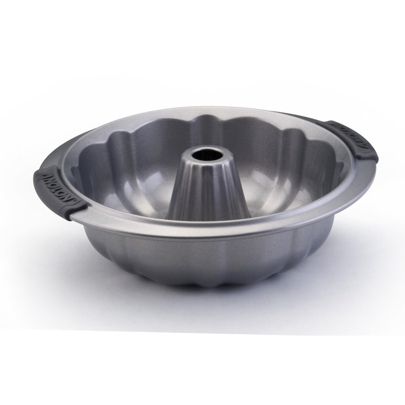 Gray Nonstick Fluted Mold Pan with Silicone Grips, 9.5 Inch