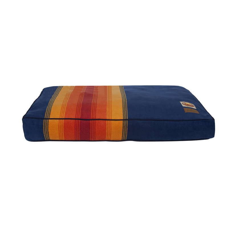 Medium Orthopedic Outdoor Elevated Pet Bed with Striped Design