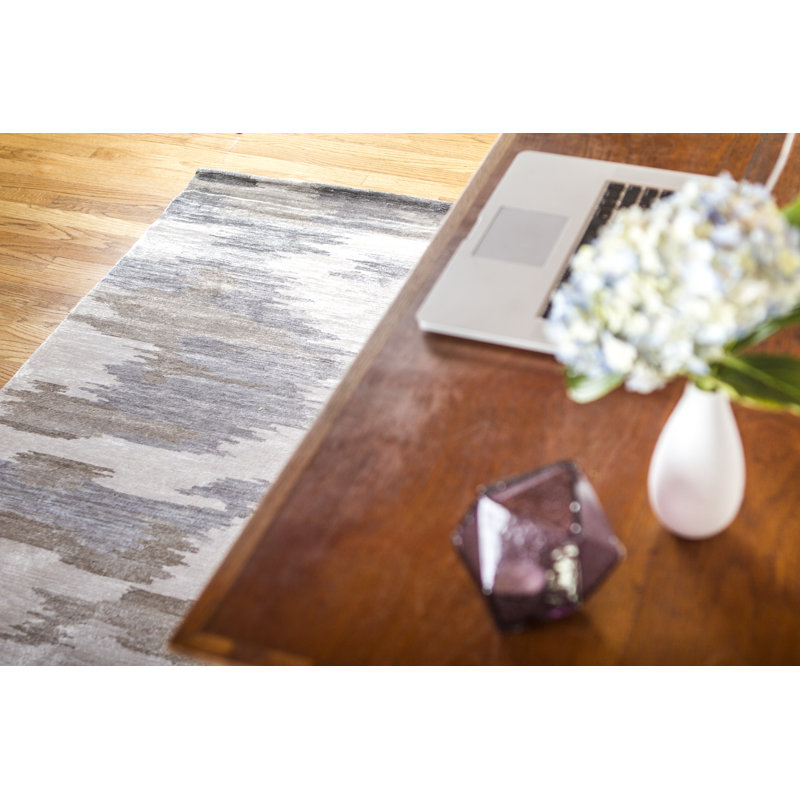 Handmade 8' x 10' Gray Abstract Viscose Cotton Rug