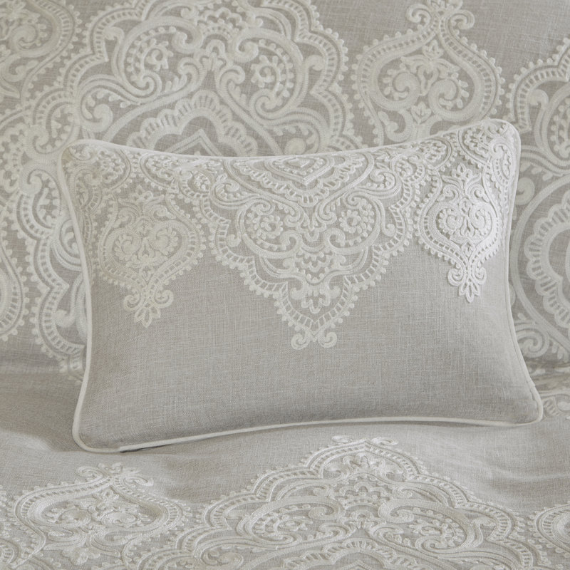 King White Microfiber Comforter Set with Decorative Pillows