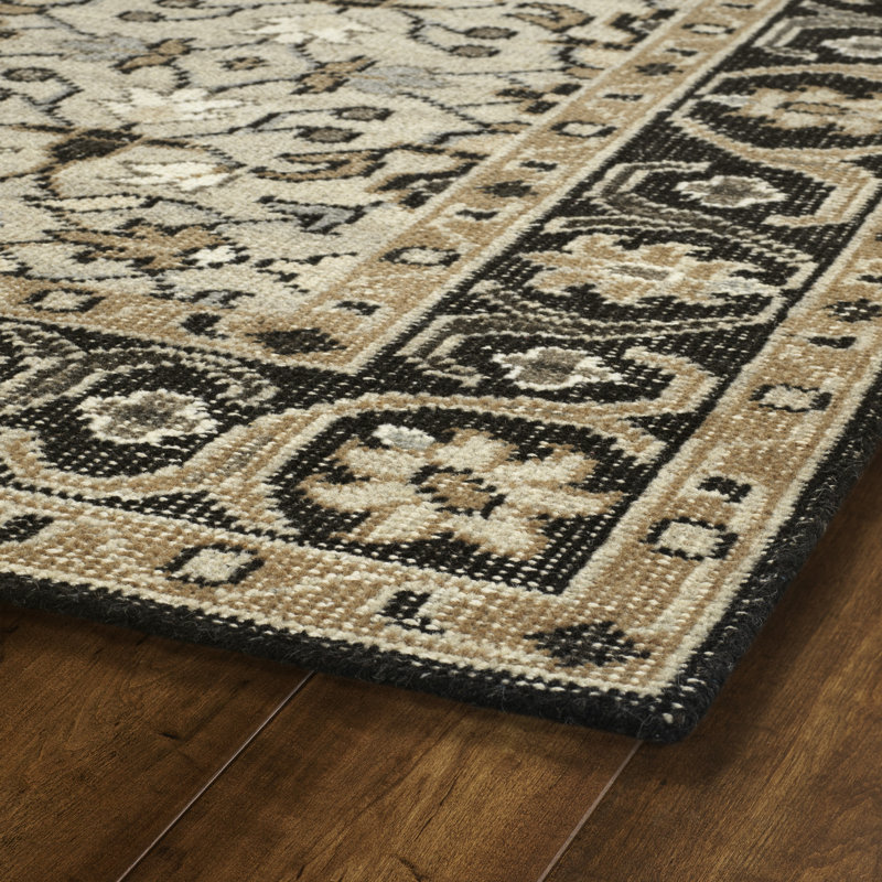 Herrera Ivory Wool 8' x 10' Hand-Knotted Antique-Look Rug