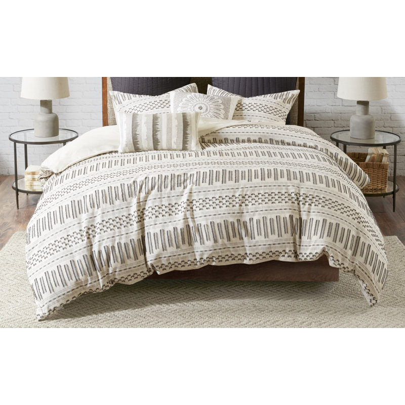 Ivory Cotton Jacquard Full Bedspread Set with Textured Accents