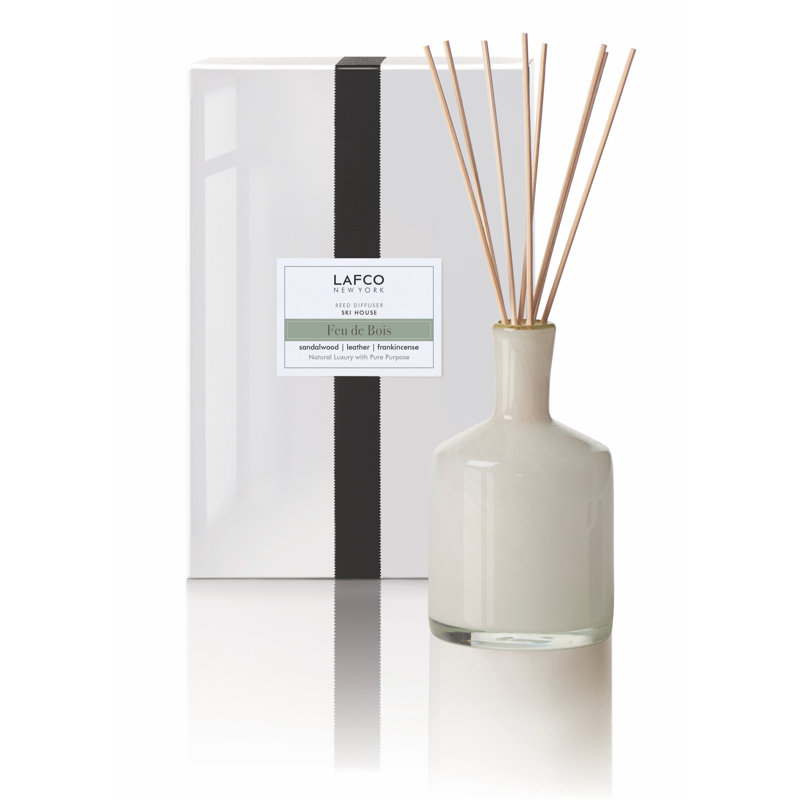 Ski House Feu de Bois 15oz Long-Lasting Reed Diffuser