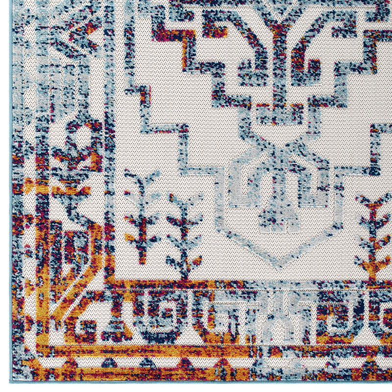 Nyssa Southwestern Aztec 5' x 8' Multicolor Indoor/Outdoor Area Rug