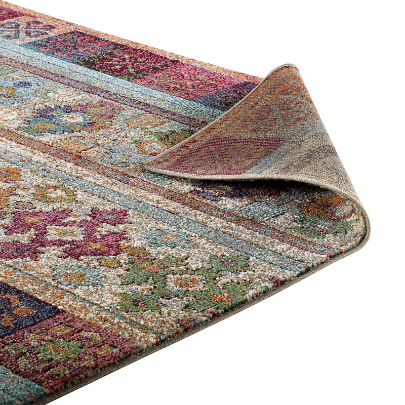 Nala 8' x 10' Black Floral Synthetic Non-slip Area Rug