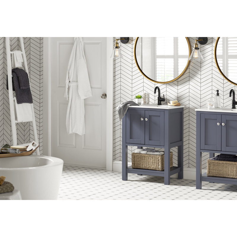 Elegant Modern Bronze Single Hole Bathroom Faucet with ADA Compliance