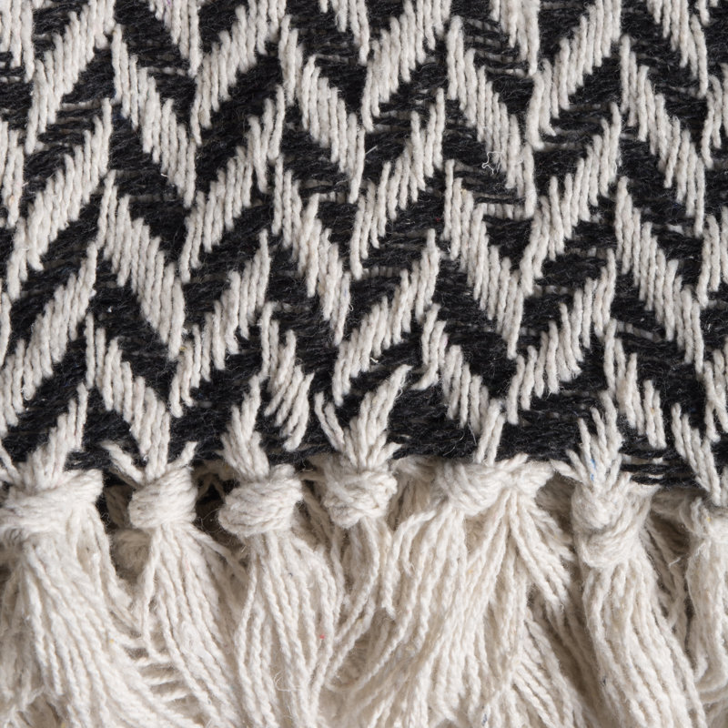 Black and White Cotton Zig-Zag Throw Blanket with Fringe
