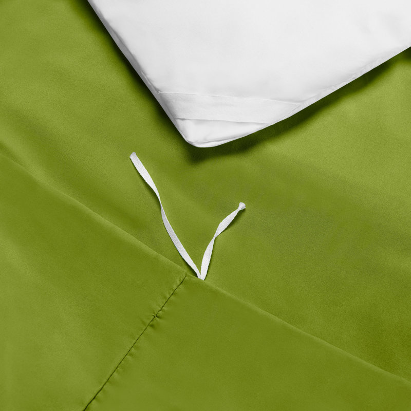 Calla Green Lightweight Microfiber Queen Duvet Cover Set