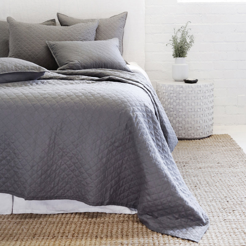 Hampton Quilted Standard Sham in Cream - Organic Linen