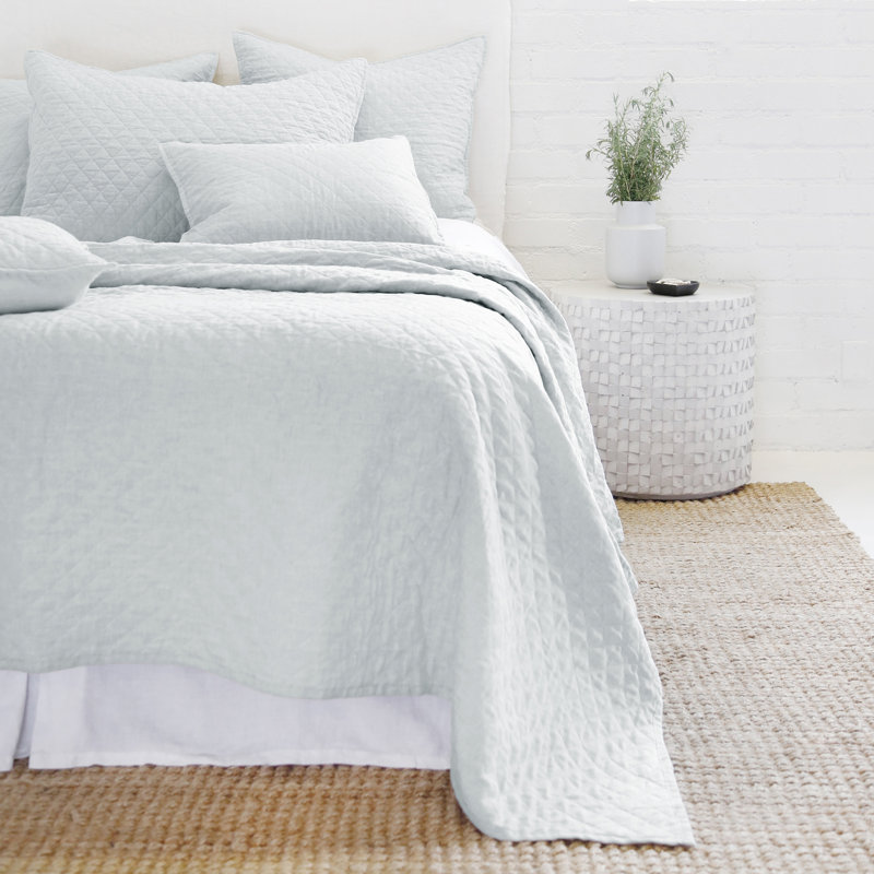 Hampton Quilted Standard Sham in Cream - Organic Linen