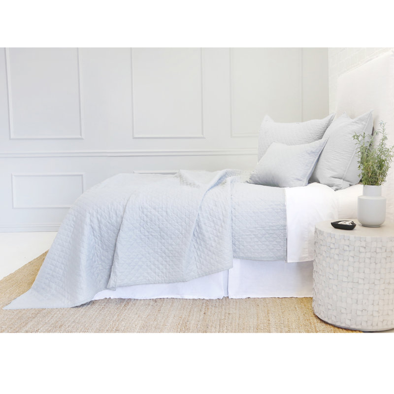 Hampton Quilted Standard Sham in Cream - Organic Linen