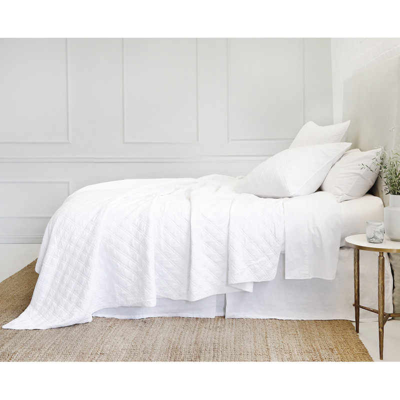 Hampton White Cotton Euro Sham with Diamond Quilt Pattern