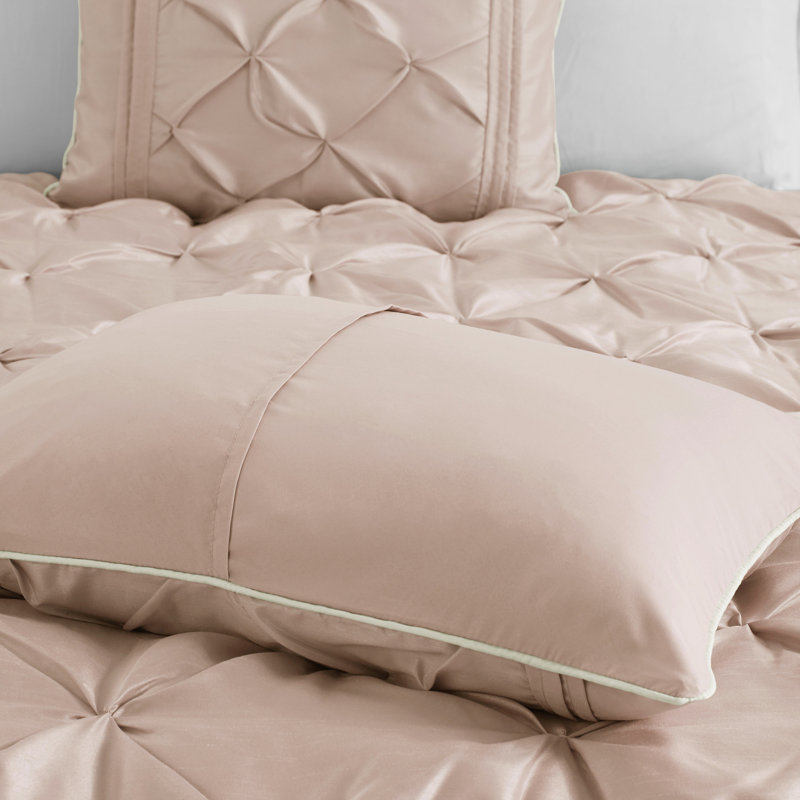 Blush Full 7-Piece Tufted Comforter Set with Decorative Pillows