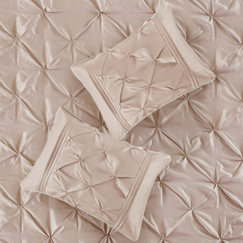 Blush Full 7-Piece Tufted Comforter Set with Decorative Pillows