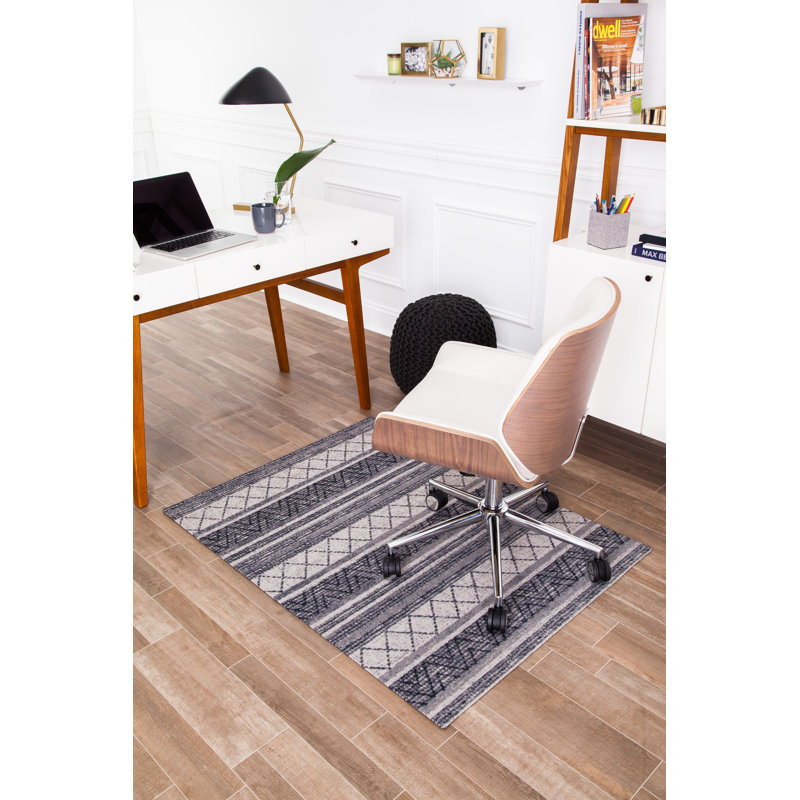 Alesund 40" x 54" Gray and Beige Polyester Chair Mat