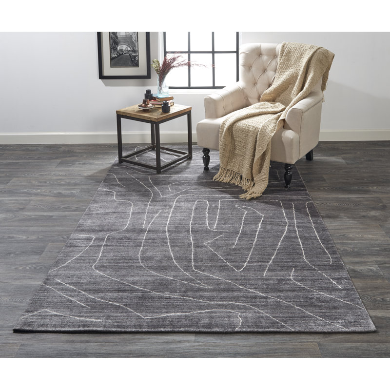 Lennox Abstract Gray Viscose 5' x 8' Hand-Loomed Area Rug