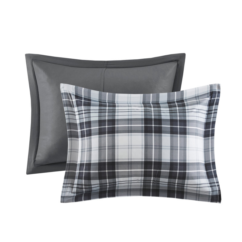 Full Black and White Reversible Down Alternative Comforter Set
