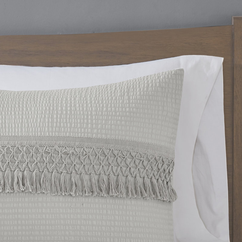 Amaya Ivory Full/Queen Cotton Seersucker Duvet Set with Tassel Trims