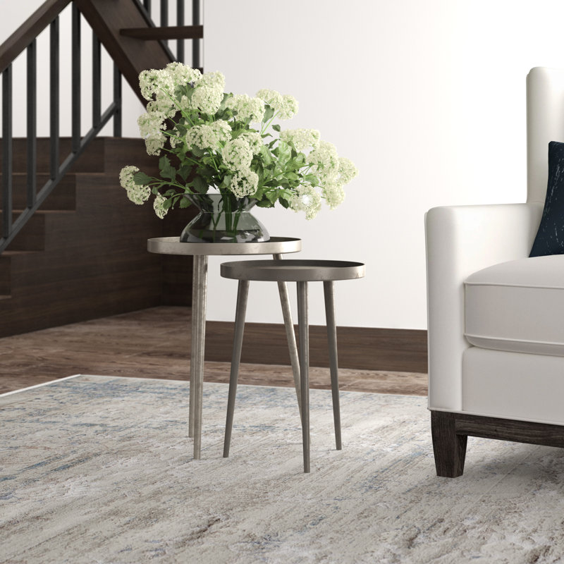 Transitional 15.81" Round Gold Metal Accent Table
