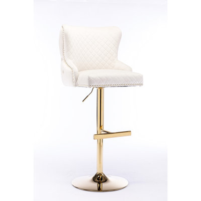 Chaise de bar en velours beige à hauteur ajustable, dossier à dossier en losange, confort du coussin en éponge épaisse, splendeur de décoration de tête de lion d'or, robustesse des pieds dorés électrolytiques, chaise de sécurité