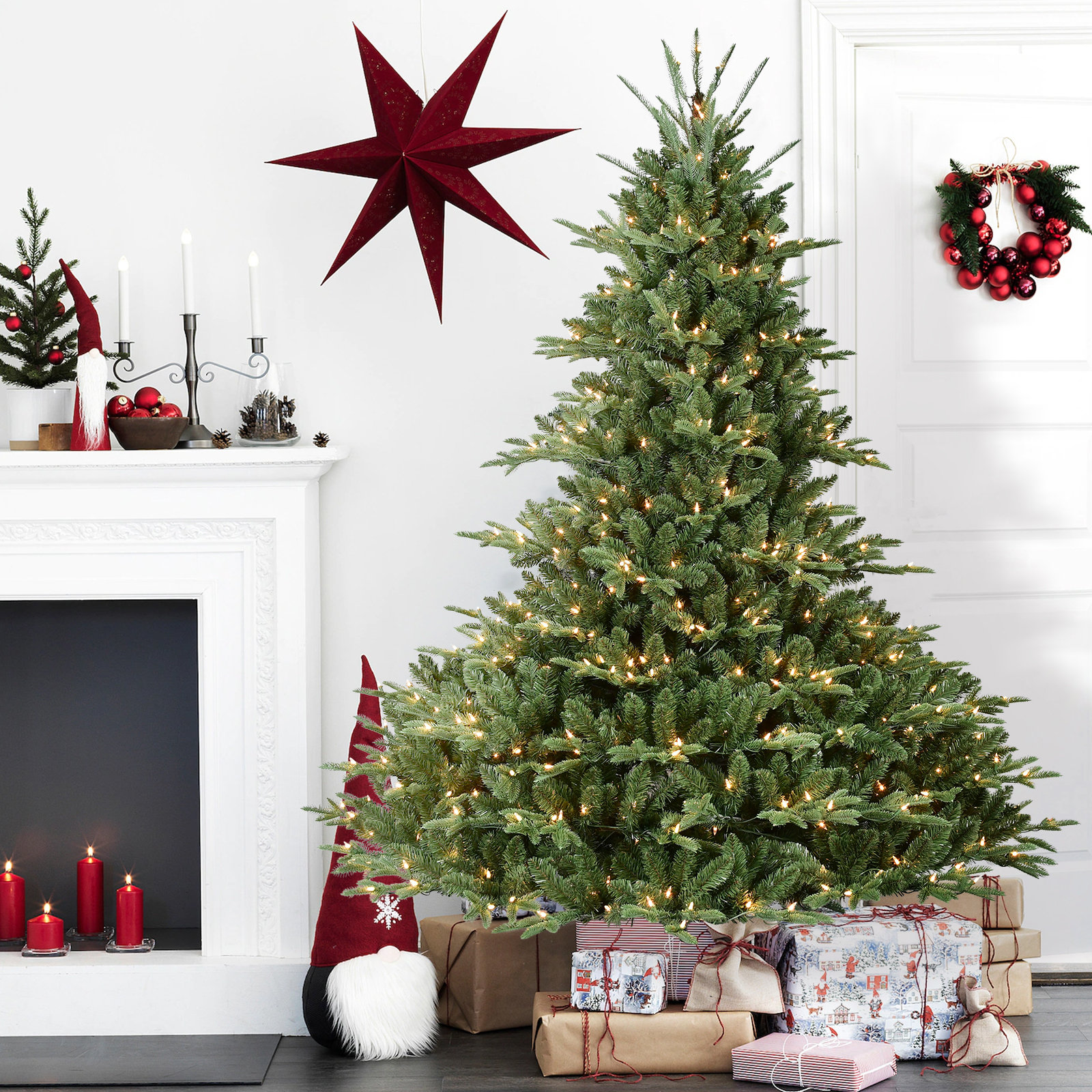 Pre-Lit Christmas Tree, 4'