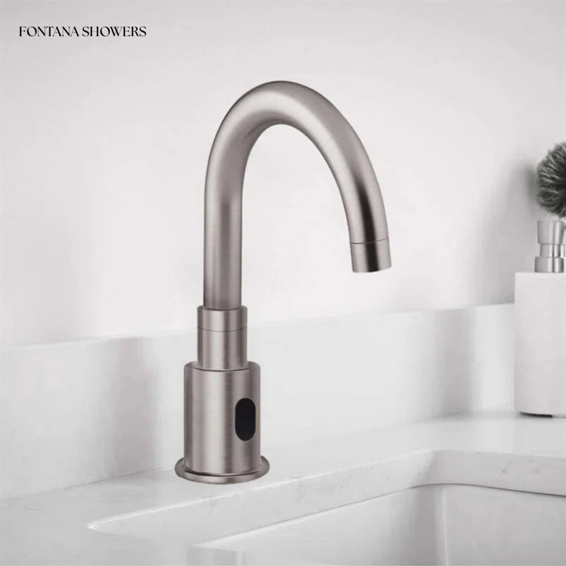 Robinet sans contact commercial, élégant, durable et hygiénique pour les espaces commerciaux à circulation élevée
