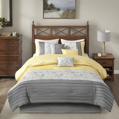 Édredon 7 pièces jaune très grand - serein, tissu brodé, édredon, taies décoratives, coussins décoratifs, jupe de lit, pièce sereine facile à nettoyer et de style moderne, fer à repasser à la machine avec facilité
