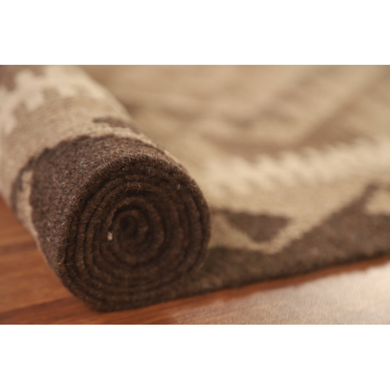 Tapis oriental brun en laine Kilim 6 x 8