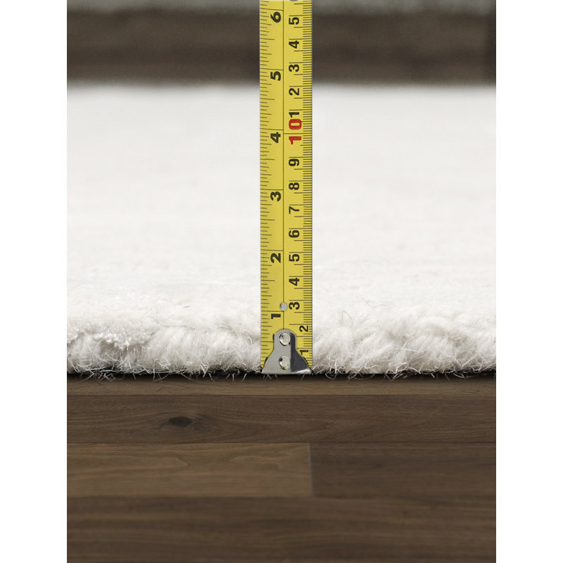 Ivory Hand-Tufted Wool and Viscose Rectangular Rug