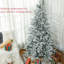 Arbre de Noël givré avec 994 pointes, H 70,9 po, assemblage rapide, support pliable pour arbre de Noël floqué à la maison, conception à charnières, ignifuge