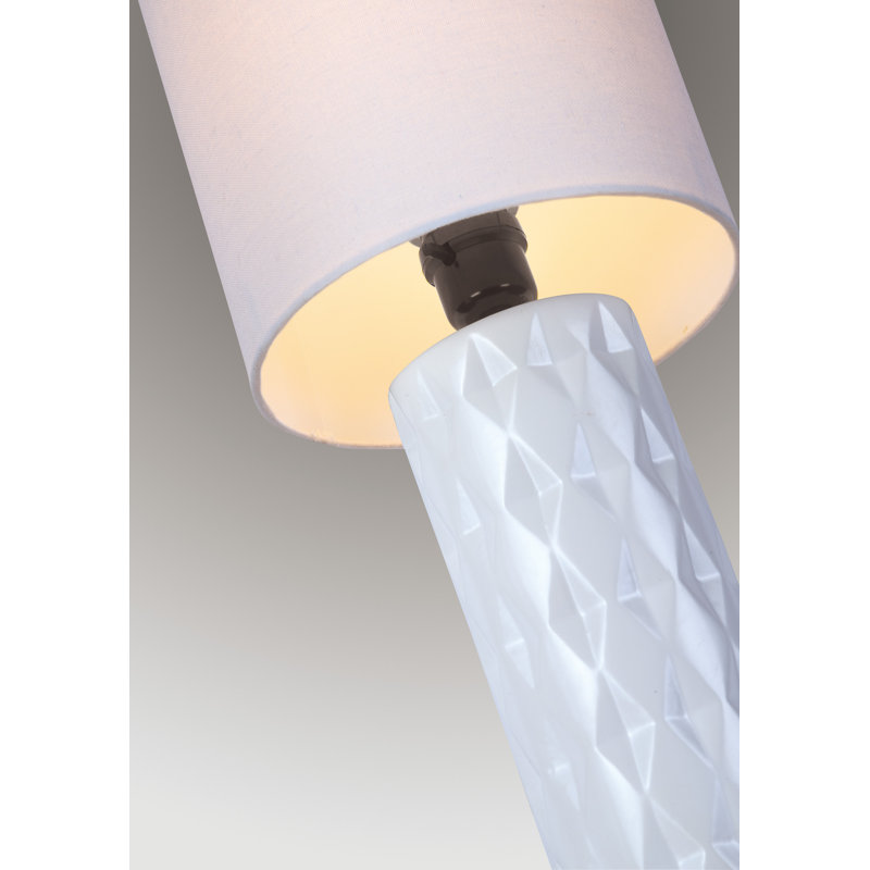 Lampe de table 17 po Makenna, Blanc