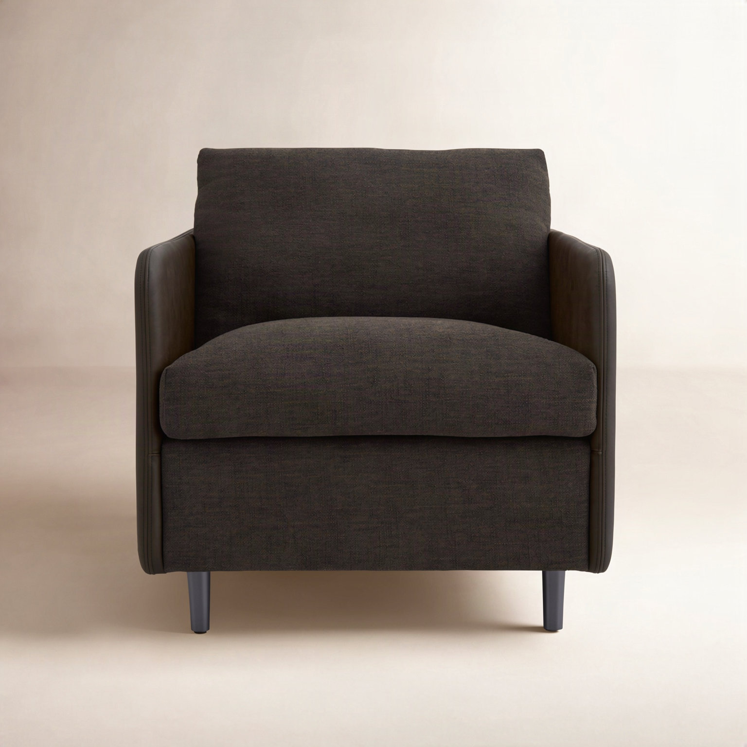 Navona Lounge Chair, Black