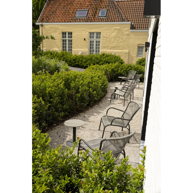 Loop Outdoor Lounge Chair, Gray