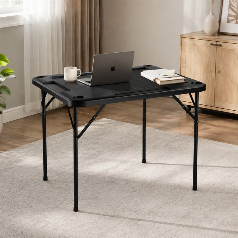 Matériau de panneau noir durable et lisse, conception de rangement pliable pour gagner de la place, table de jeu décontractée pour quatre personnes avec porte-gobelet et plateau intégrés.