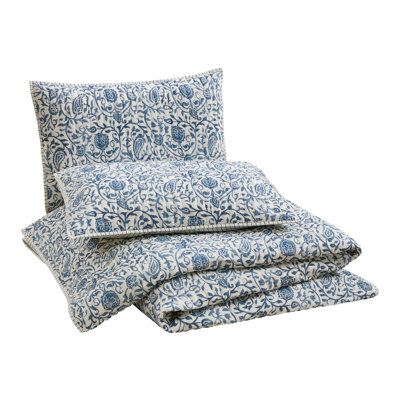 Eden Paisley 3-Piece Reversible Quilt Set