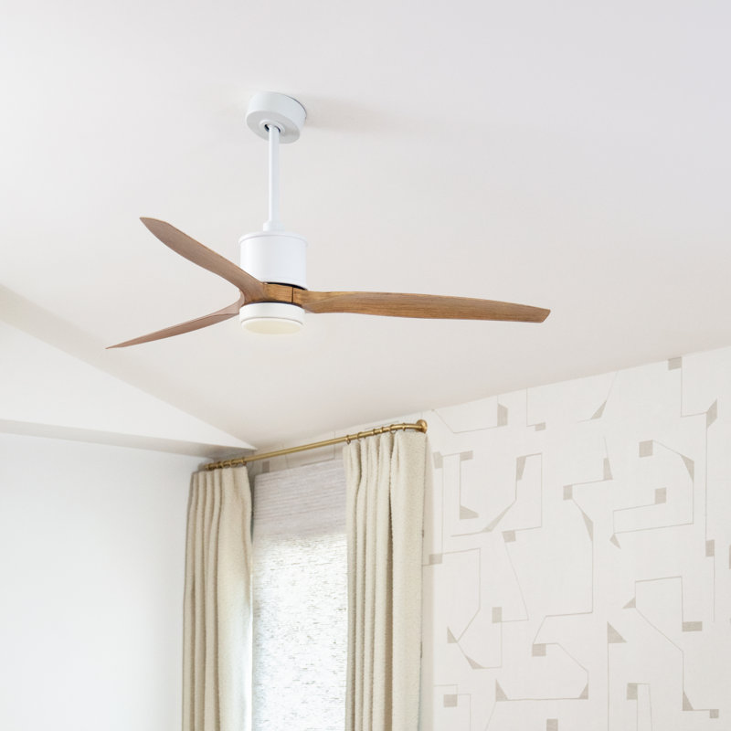 Ventilateur à DEL 52 po Hover