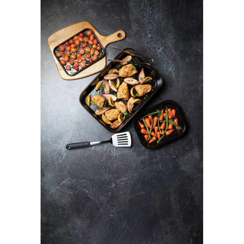 MasterClass Vitreous Enamel Baking Tray, 24 cm H x 18 W cm x 1 D cm