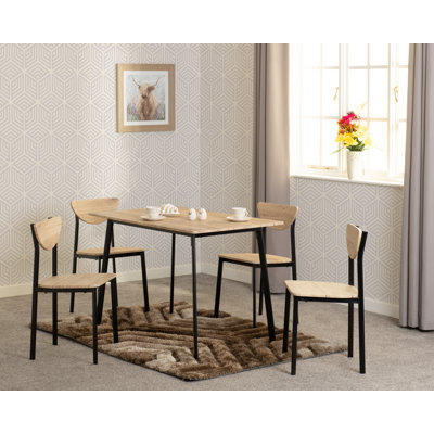 Palmeri 4 - Person Dining Set