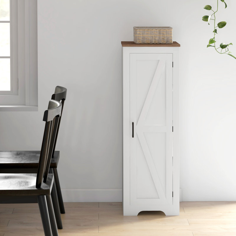 Armoire de rangement de style campagnard
