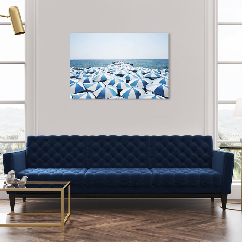 Blue Umbrella Beach - photographie sur toile, Toile tendue, H 30 po x l 45 po