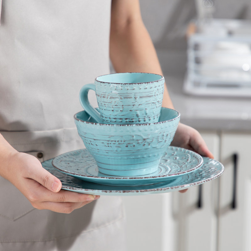 32 Piece Dinnerware Set, Service for 8