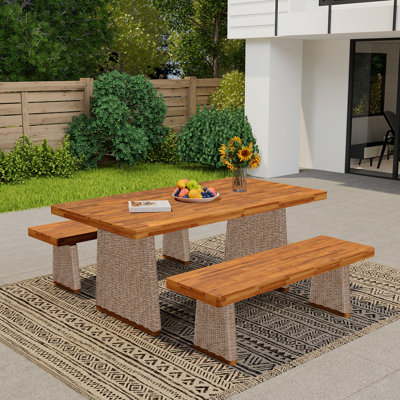 Ensemble repas d'extérieur 3 pièces en bois d'acacia avec pieds en rotin tissé à la main, brun